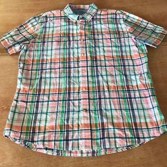 Izod Other - Izod Saltwater Relaxed Classics Shirt Men XL Green Plaid Button Down Pocket